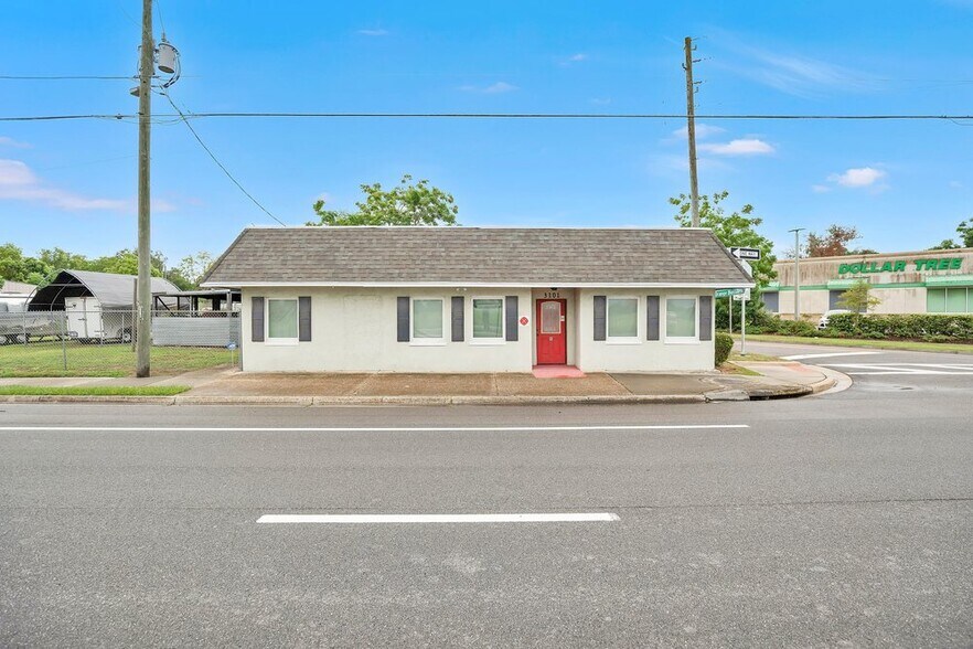 More Photos Of 3101 N Orange Blossom Trl, Zellwood Restaurant For Sale