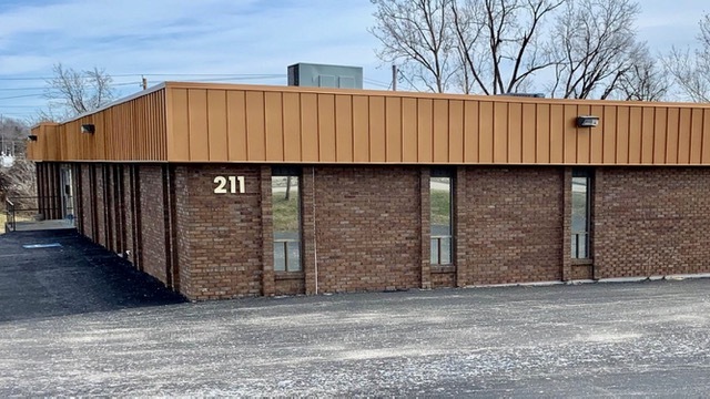 Primary Photo Of 211 Metro Dr, Jefferson City Office For Sale