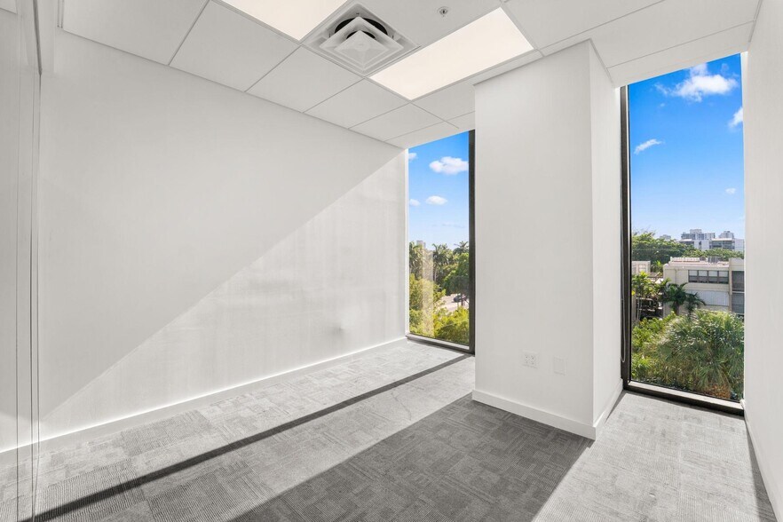 More Photos Of 2980 NE 207th St, Aventura Office Residential For Lease