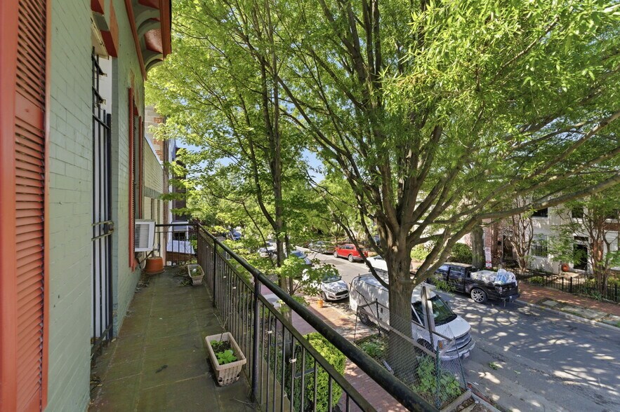 More Photos Of 2263 12th St NW, Washington Storefront Retail Residential For Sale