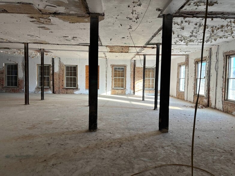 More Photos Of 6101 Sligo Mill Rd NE, Washington Skilled Nursing Facility For Sale