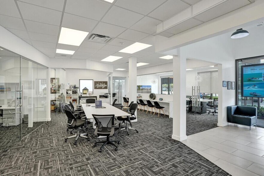 More Photos Of 2780 E Oakland Park Blvd, Fort Lauderdale Office For Sale