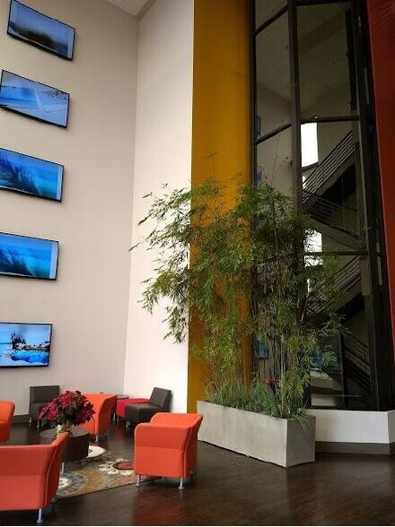 More Photos Of 190 Brodhead Rd, Bethlehem Office For Lease