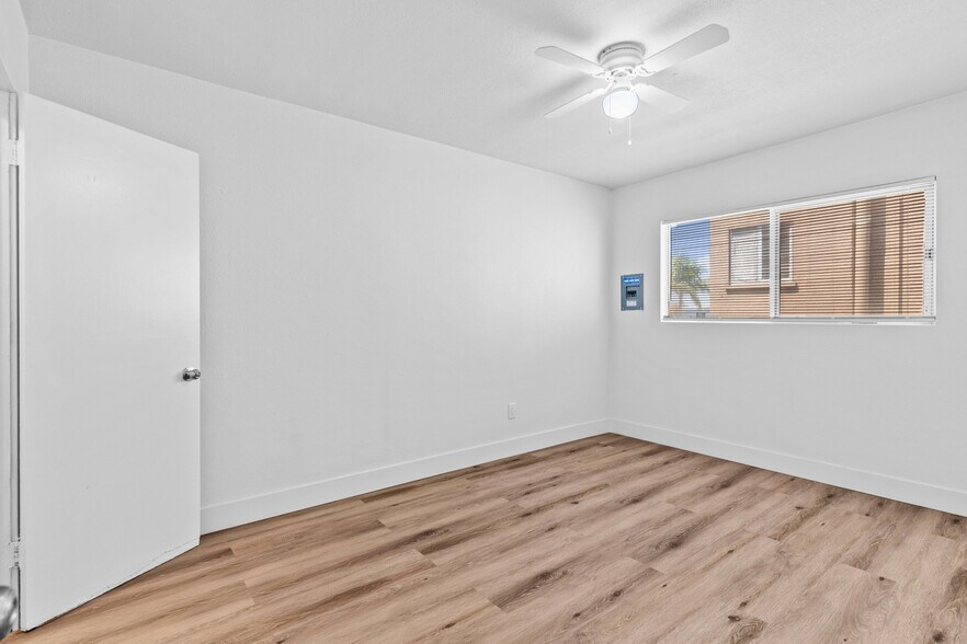 More Photos Of 1036 Saint Louis Ave, Long Beach Apartments For Sale