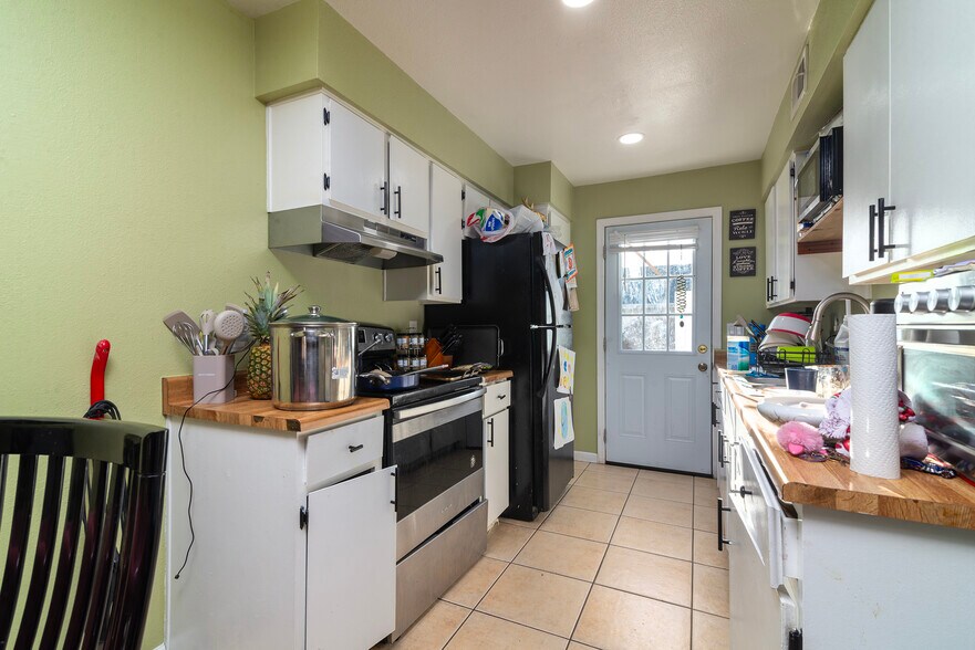 More Photos Of 2444 E Willetta St, Phoenix Multifamily For Sale