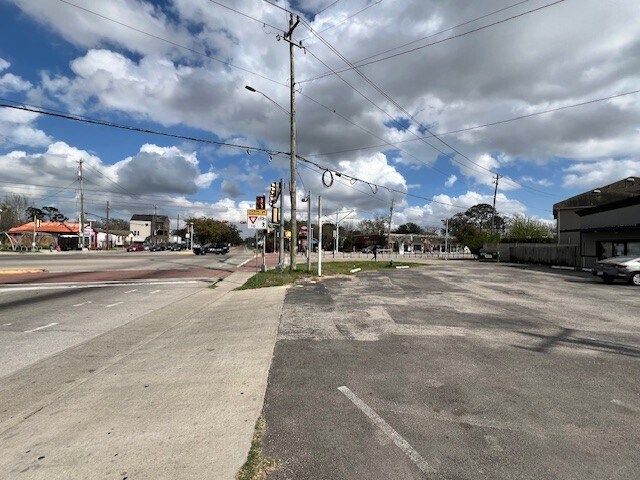 More Photos Of 226 Cavalcade St, Houston Freestanding For Sale