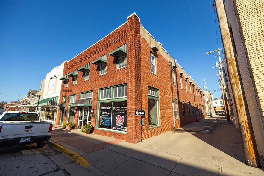 More Photos Of 116 W Pine Ave, El Dorado Office Residential For Sale