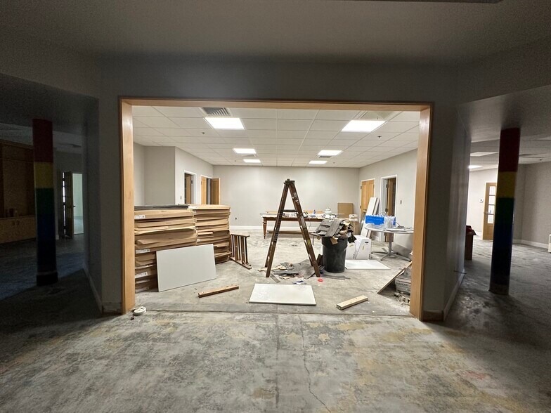 More Photos Of 51 Technology Way, West Greenwich Research And Development For Lease