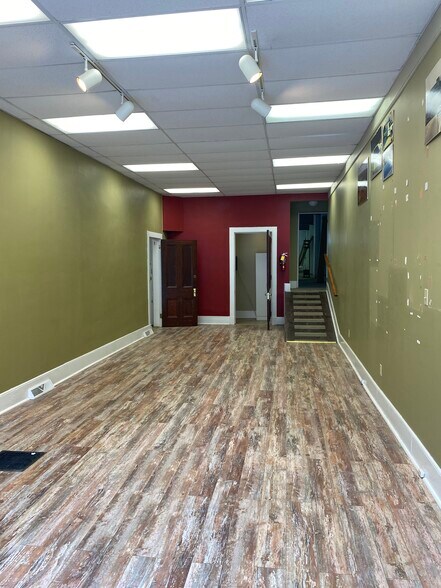 More Photos Of 39-47 E Pittsburgh St, Greensburg Storefront Retail Residential For Lease