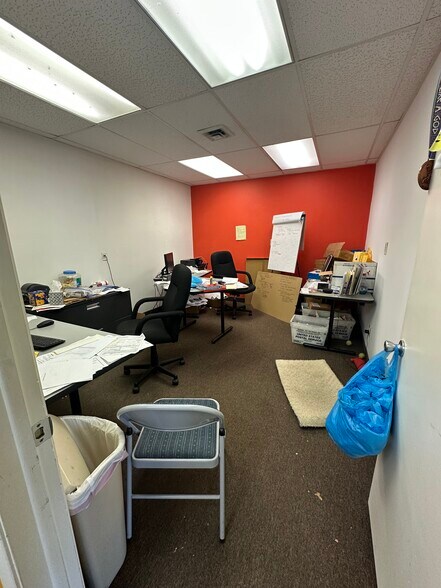 More Photos Of 7255 Industrial Park Blvd, Mentor Manufacturing For Lease