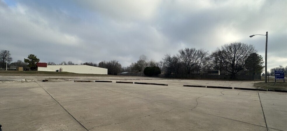 Primary Photo Of 500 W Florence St, Broken Arrow Land For Sale