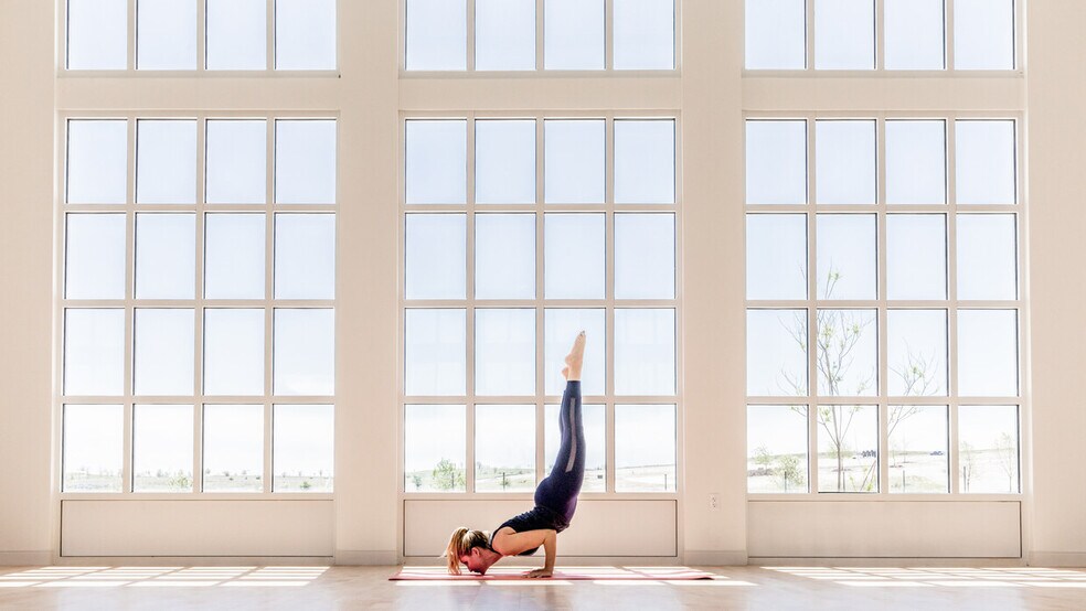 More Photos Of 13451 Highland Hills Dr, Aledo Storefront Retail Office For Lease