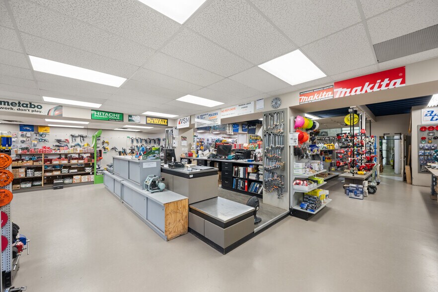 More Photos Of 33723A King Rd, Abbotsford Manufacturing For Sale