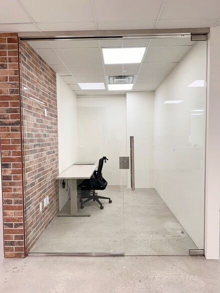 More Photos Of 1180 S Beverly Dr, Los Angeles Coworking Space