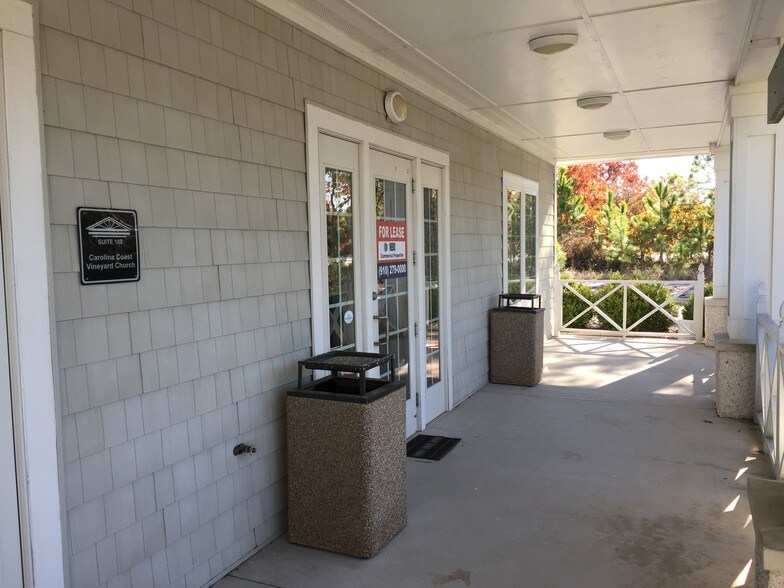 More Photos Of 1328 N Lake Park Blvd, Carolina Beach Medical For Lease