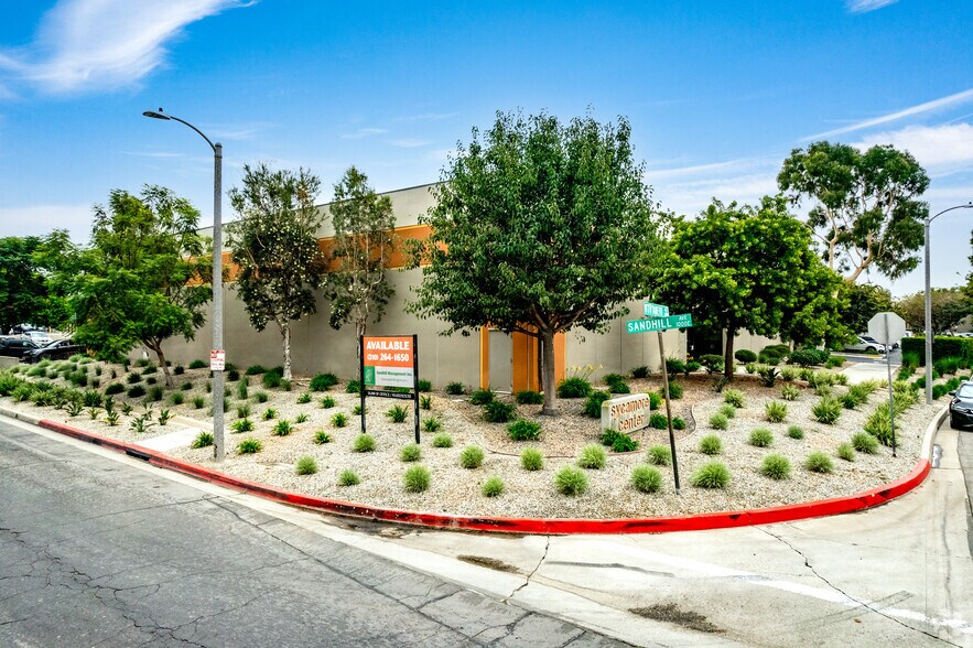 More Photos Of 17022 S Montanero Ave, Carson Warehouse For Lease
