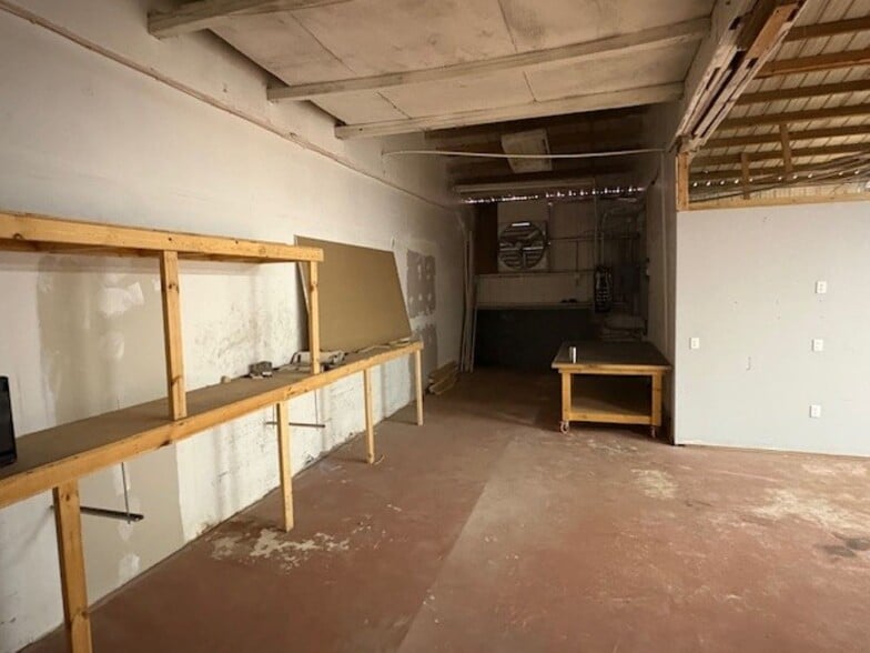 More Photos Of 6745 N Old Dixie Hwy, Fort Pierce Warehouse For Lease