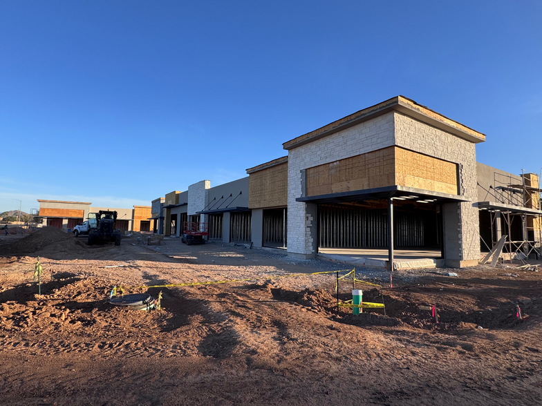 Primary Photo Of 23423 N 67th Ave, Glendale Storefront Retail Office For Lease