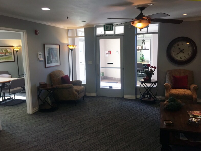 More Photos Of 1862 S Broadway, Santa Maria Office For Lease
