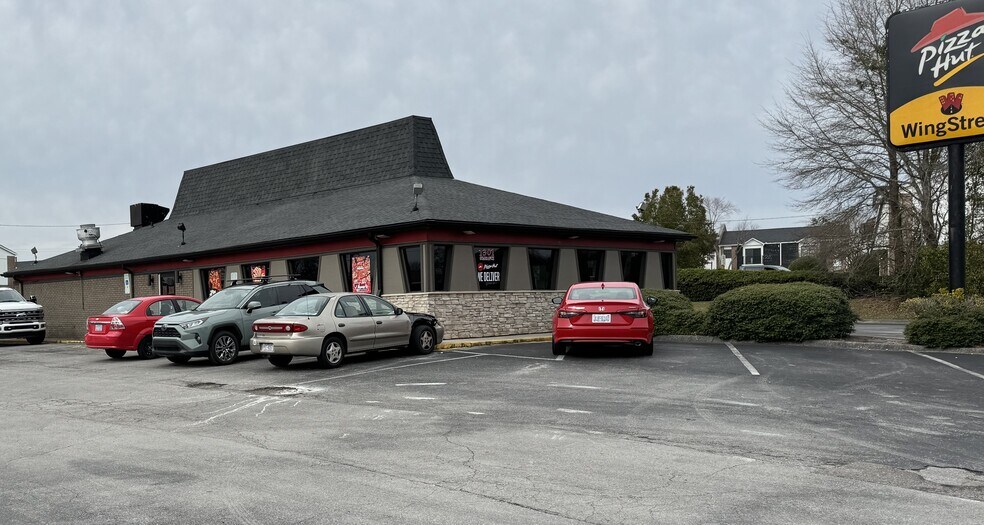 Primary Photo Of 1301 Gum Branch Rd, Jacksonville Restaurant For Sale