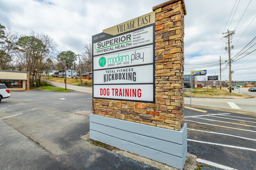More Photos Of 8000 E Brainerd Rd, Chattanooga Unknown For Lease