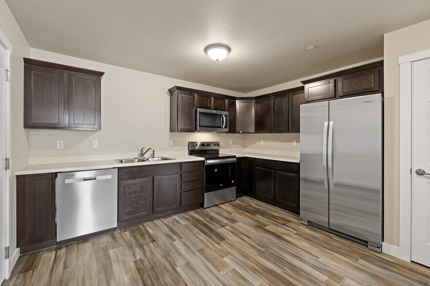 More Photos Of 4815 5th St, Rapid City Apartments For Sale