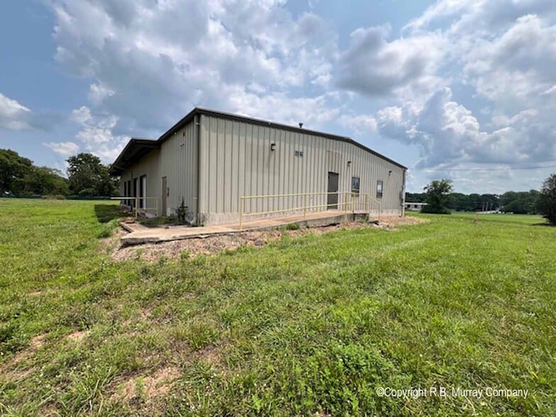 More Photos Of 1836 N Barnes Ave, Springfield Truck Terminal For Sale