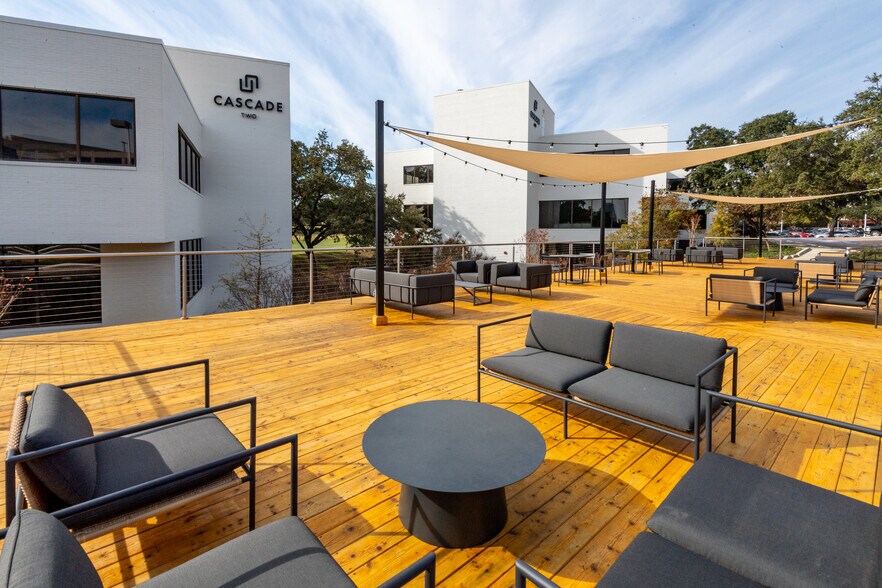 More Photos Of 104 Decker Ct, Irving Unknown For Lease