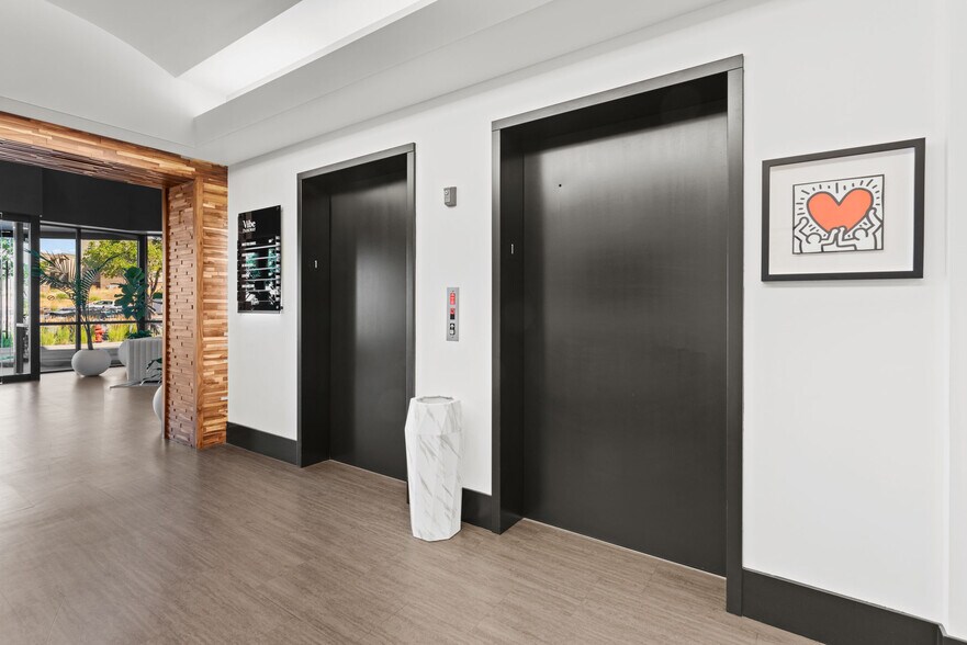 More Photos Of 10542 S Jordan Gtwy, South Jordan Loft Creative Space For Lease