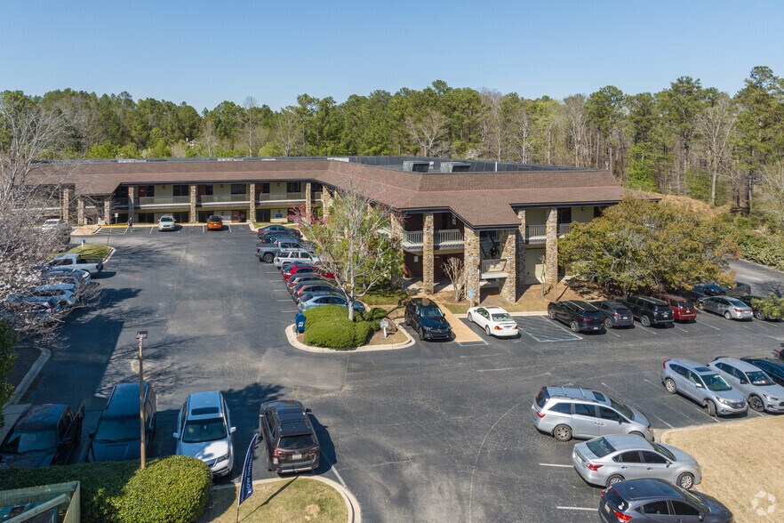 More Photos Of 300 Cahaba Park Cir, Birmingham Coworking Space