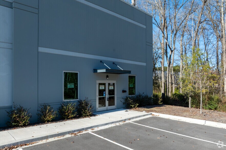 More Photos Of 9571 Palmetto Commerce Pky, Ladson Warehouse For Lease