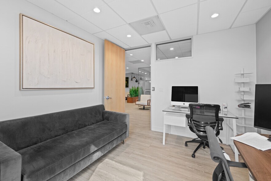 More Photos Of 12301 Wilshire Blvd, Los Angeles Office For Lease