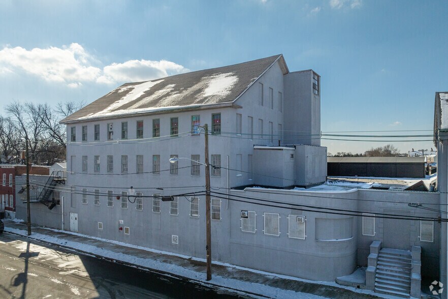 Primary Photo Of 39 Meade St, Trenton Distribution For Lease