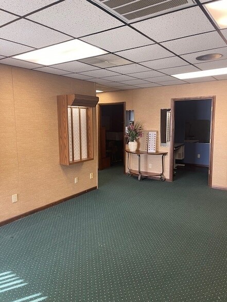 More Photos Of 1035 N Houston Rd, Warner Robins Office For Lease