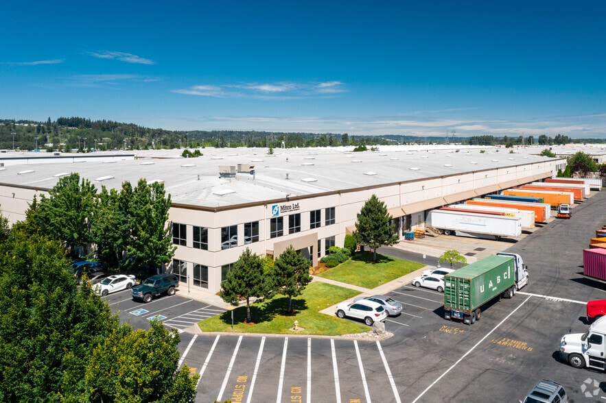 More Photos Of 2302 B St NW, Auburn Warehouse For Lease