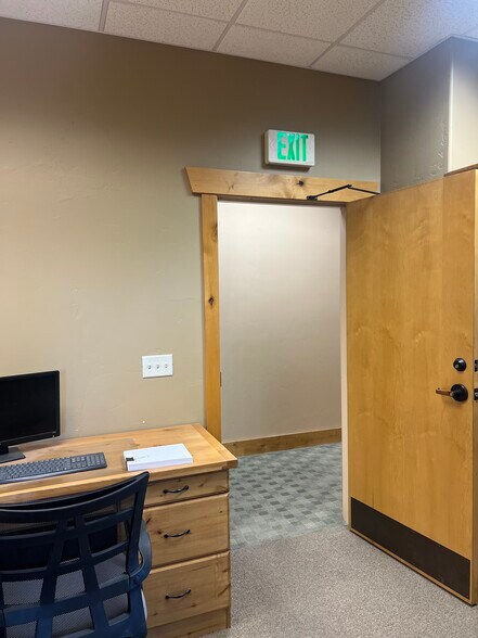 More Photos Of 4252 Highland Dr, Salt Lake City Medical For Sale