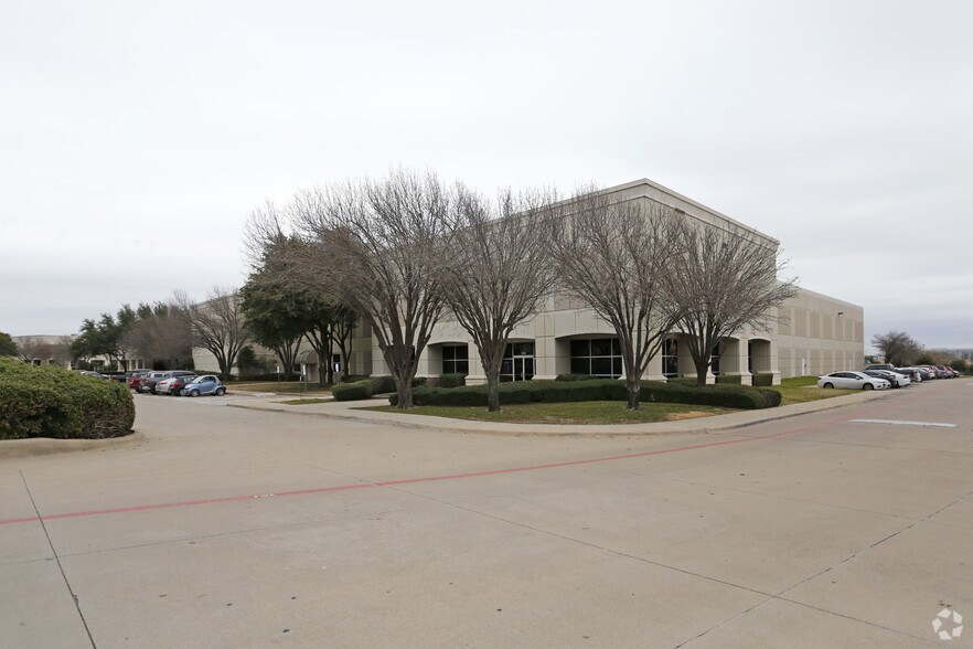 More Photos Of 4700-4708 Mercantile Dr, Fort Worth Warehouse For Lease