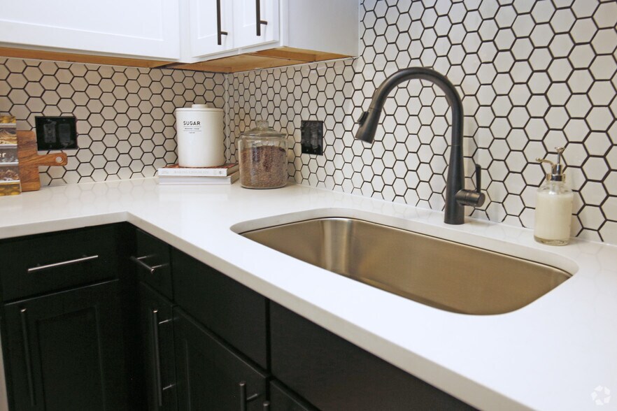 More Photos Of 1401 S State St, Chicago Apartments For Lease