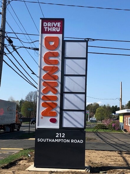 More Photos Of 212 Southampton Rd, Westfield Freestanding For Lease