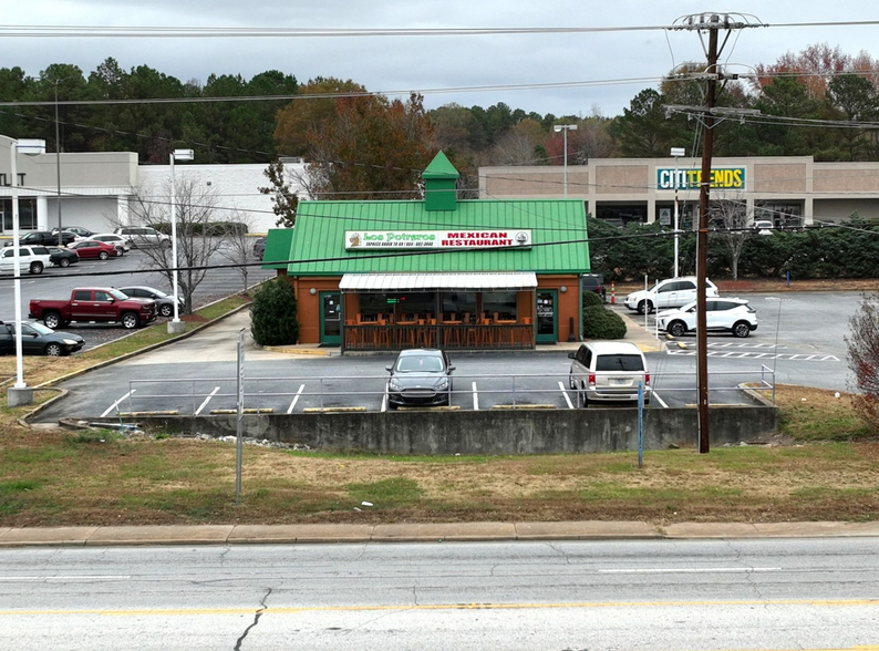 Primary Photo Of 913 E Main St, Laurens Restaurant For Sale