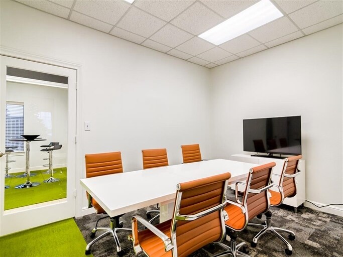 More Photos Of 9525 Huffmeister Rd, Houston Medical For Sale