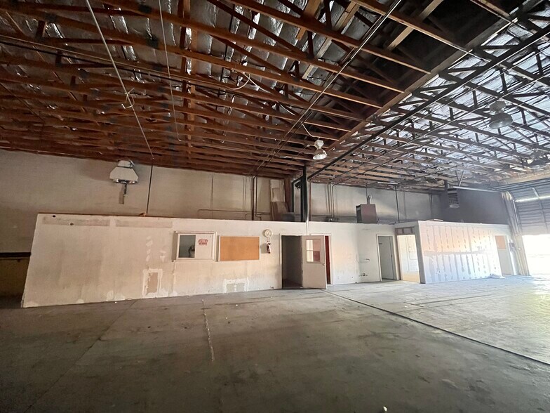 More Photos Of 3905 Fairview Dr, Carson City Distribution For Lease