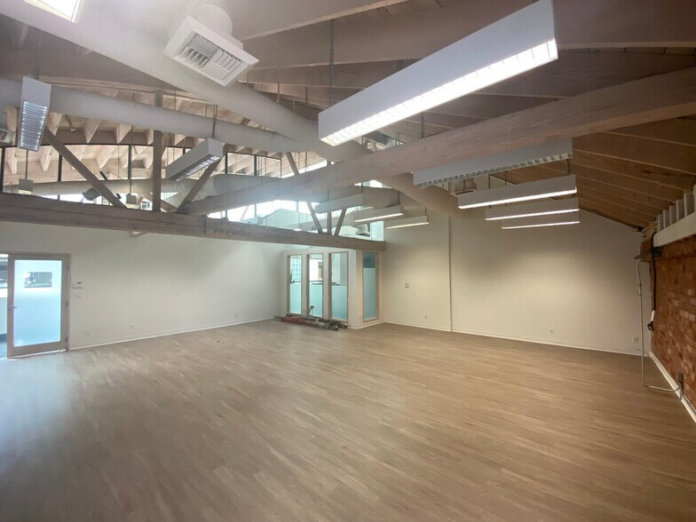More Photos Of 201 Wilshire Blvd, Santa Monica Loft Creative Space For Lease