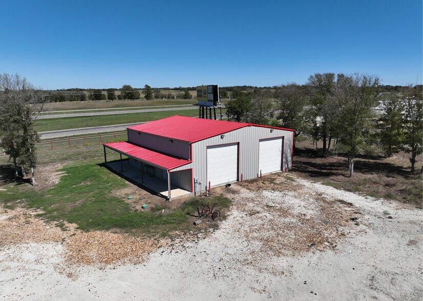 More Photos Of 9303 State Highway 6 N, Bryan Light Manufacturing For Lease
