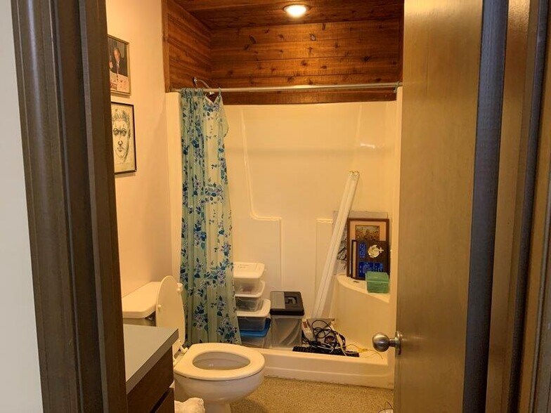 More Photos Of 10569 Lem Turner Rd, Jacksonville Medical For Sale