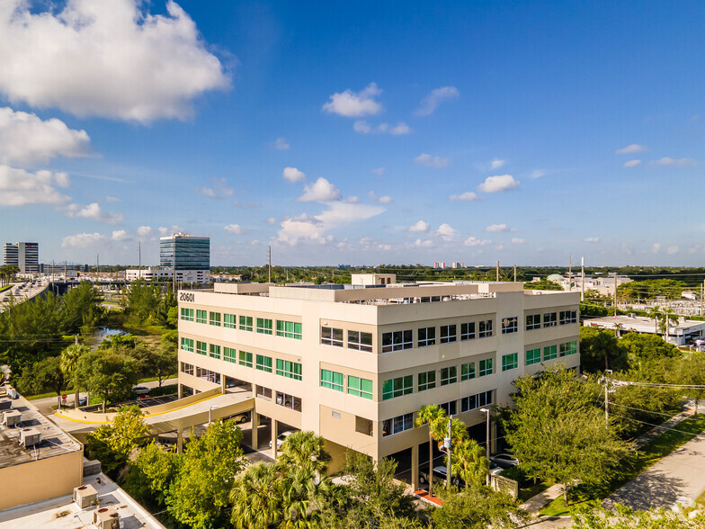 Primary Photo Of 20601 E Dixie Hwy, Aventura Medical For Lease