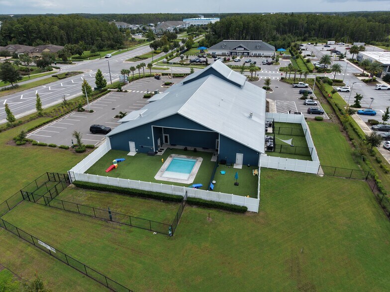 More Photos Of 16719 Balance Cv, Land O' Lakes Office For Sale