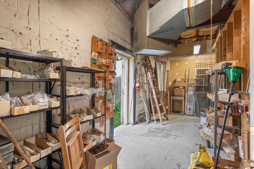 More Photos Of 32540 Utica Rd, Fraser Freestanding For Sale