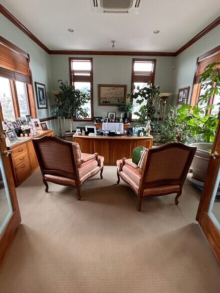 More Photos Of 847 King George Rd, Fords Office For Sale