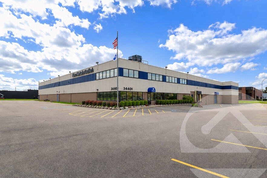 Primary Photo Of 34401 Schoolcraft Rd, Livonia Warehouse For Sale